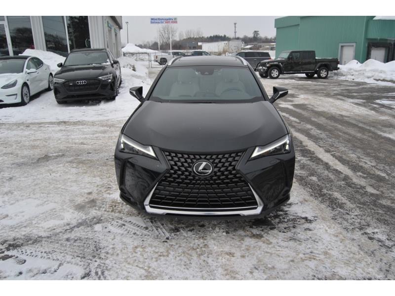 2024 Lexus UX - Image 8