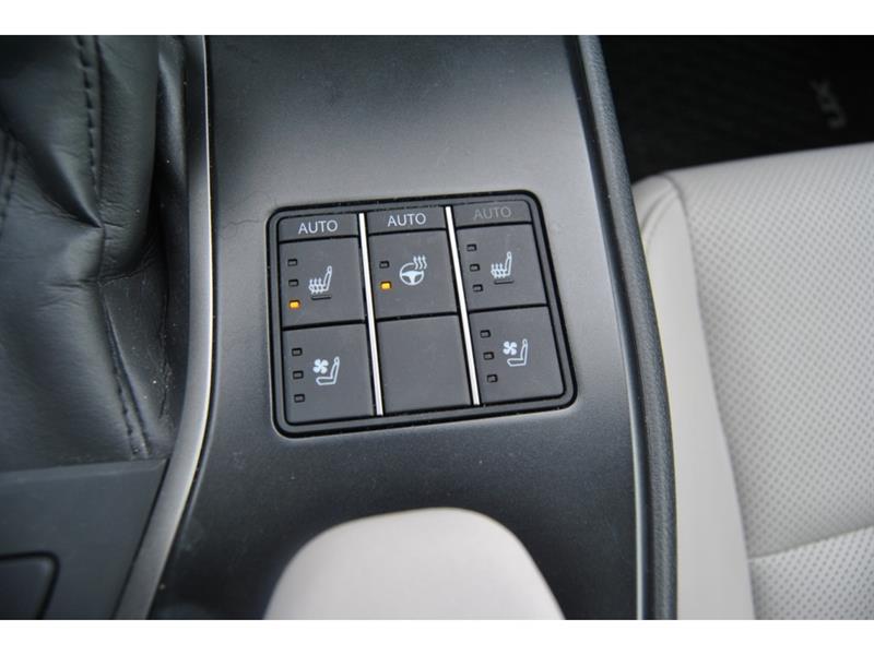 2024 Lexus UX - Image 22