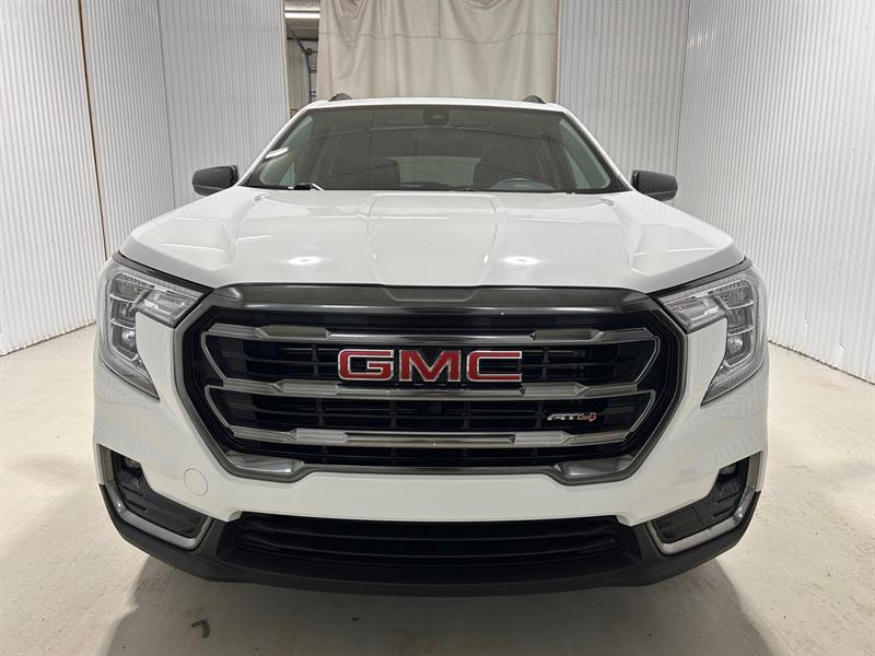 2023 Gmc Terrain - Image 2