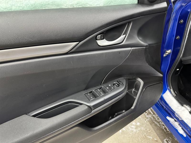 2019 Honda Civic - Image 14