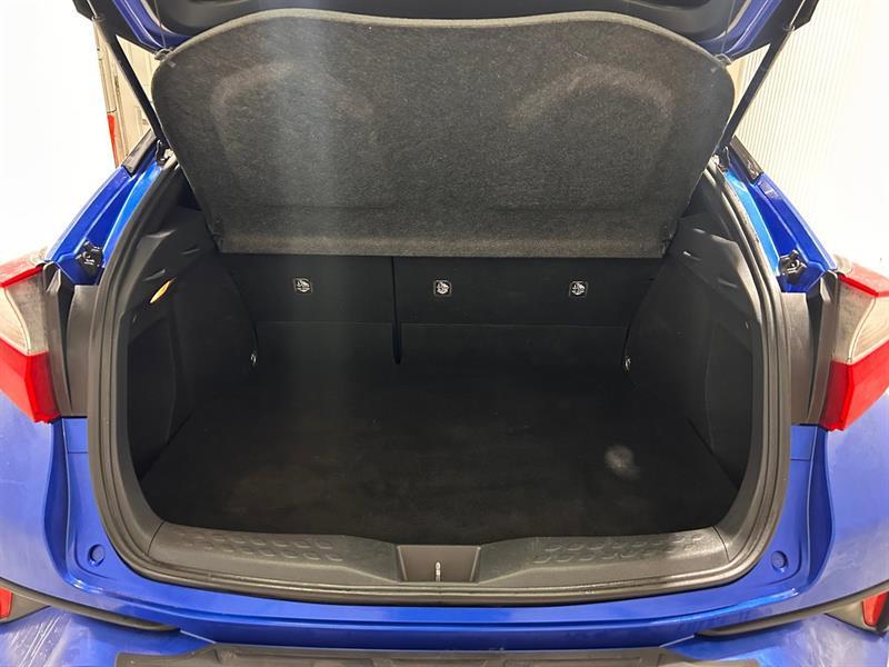 2020 Toyota C-HR - Image 10