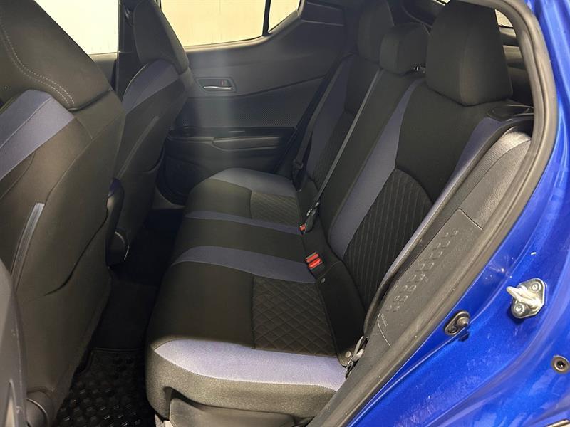 2020 Toyota C-HR - Image 15