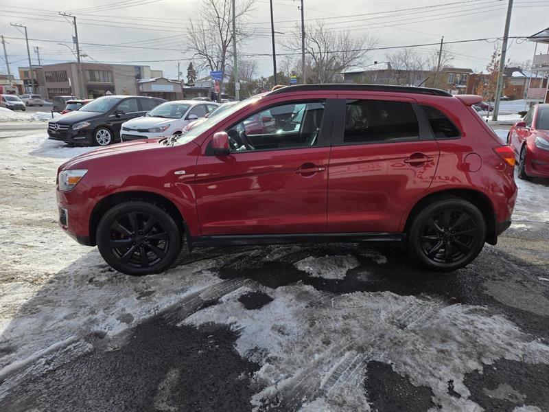 2015 Mitsubishi RVR - Image 4