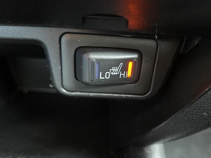 2015 Mitsubishi RVR - Image 22