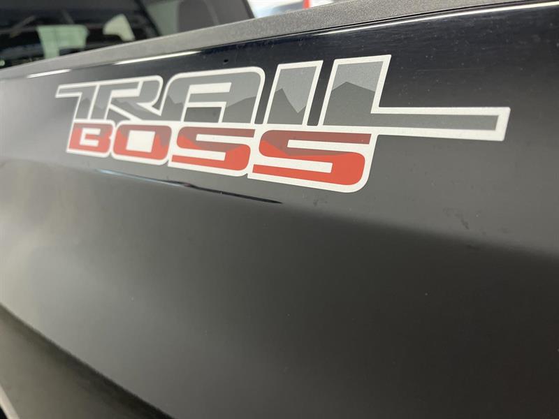 chevrolet Silverado 1500 LTD 2022 - 24