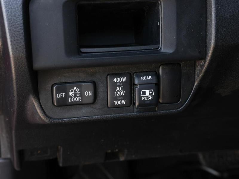 toyota Tacoma 2017 - 33