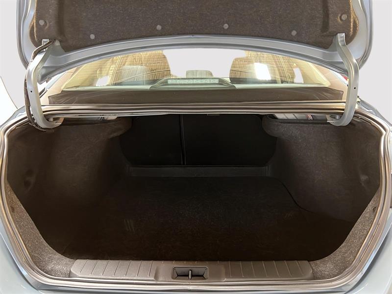 nissan Sentra 2024 - 12