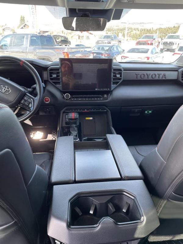 toyota Tundra Hybrid 2023 - 24