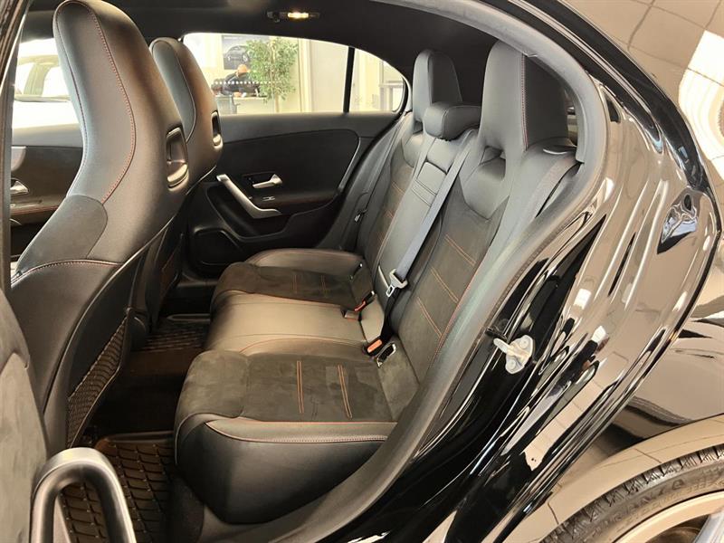 mercedes-benz A 250 2022 - 10