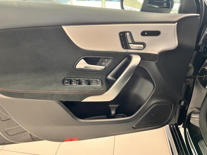 mercedes-benz A 250 2022 - 16