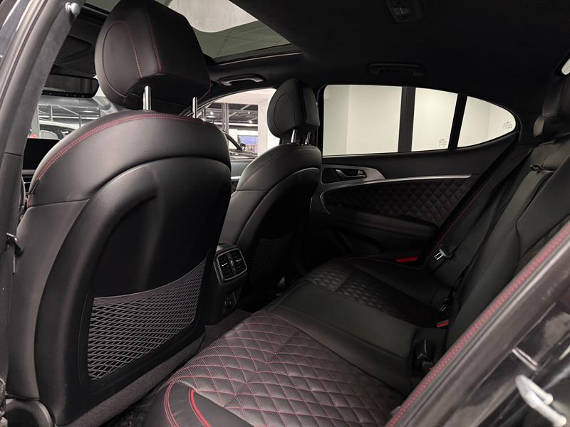 genesis G70 2021 - 12