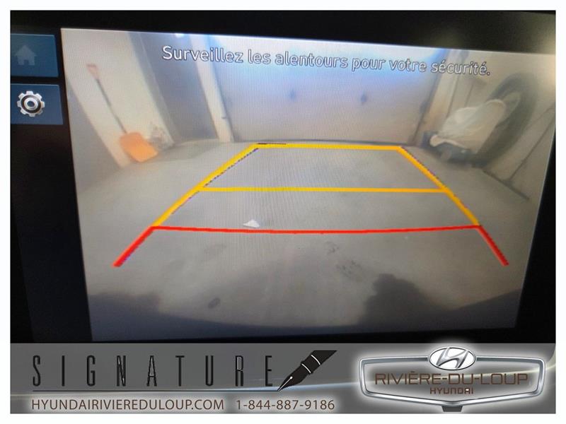 hyundai Venue 2023 - 25