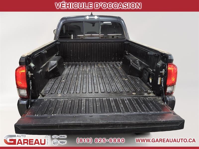 toyota Tacoma 2022 - 17