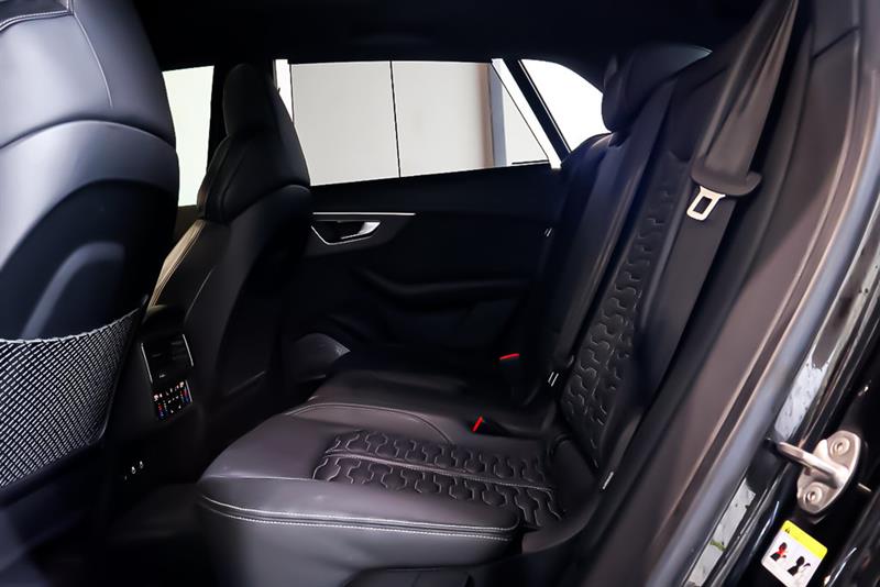 audi RSQ8 2023 - 27