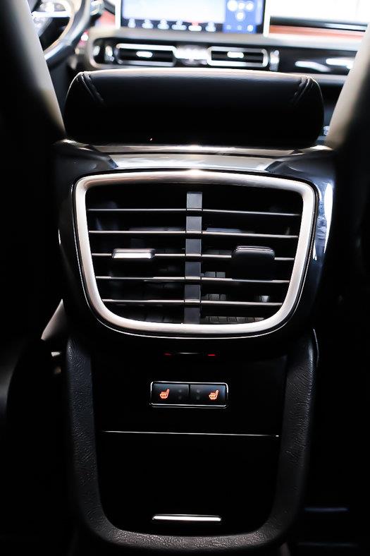 lincoln Nautilus 2023 - 30