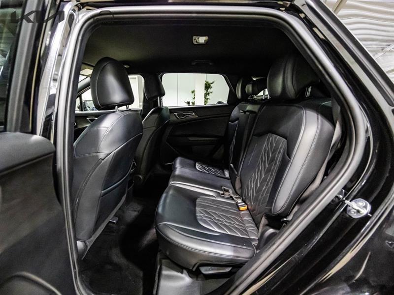 2023 Kia Sportage - Image 16
