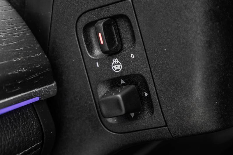 2024 Mercedes-Benz GLE - Image 24