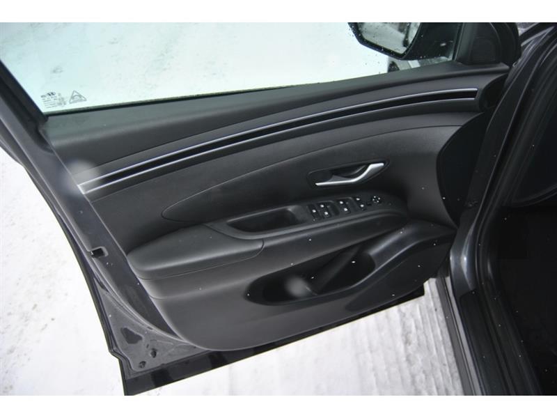 2022 Hyundai Tucson - Image 12