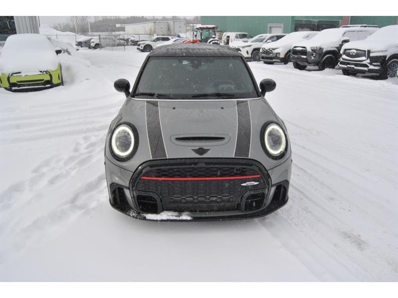 2023 Mini 3 Door - Image 2