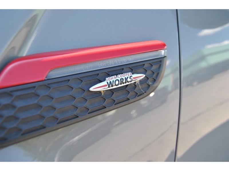 2023 Mini 3 Door - Image 10