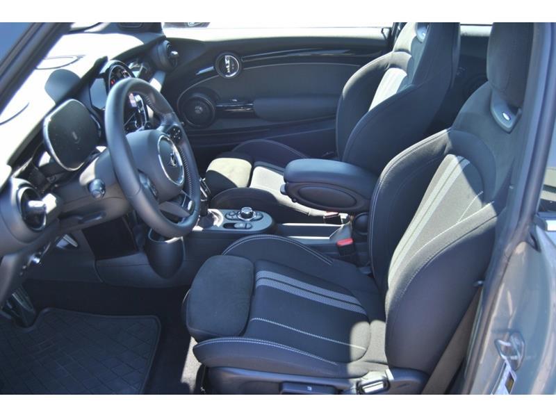 2023 Mini 3 Door - Image 11