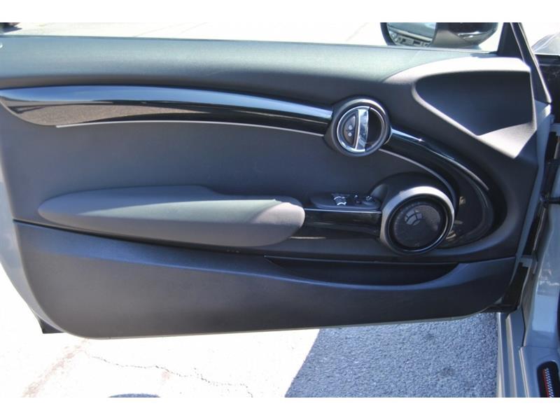 2023 Mini 3 Door - Image 12