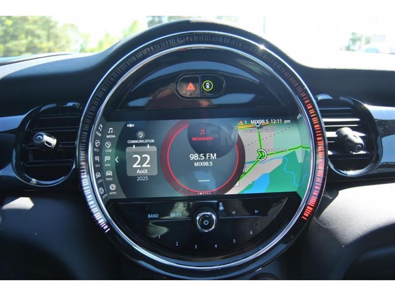 2023 Mini 3 Door - Image 18