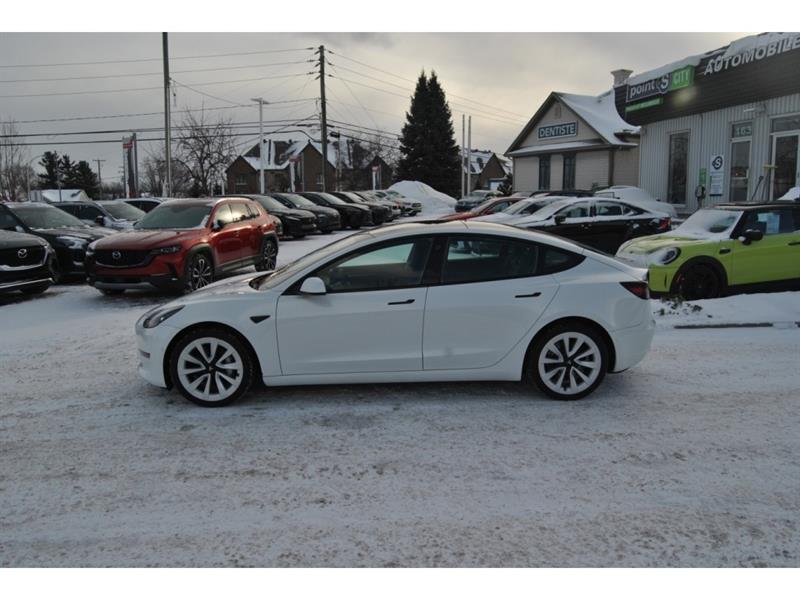 2022 Tesla Model 3 - Image 2