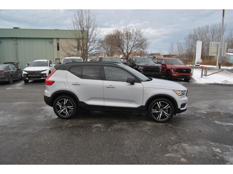 2022 Volvo C40 - Image 6