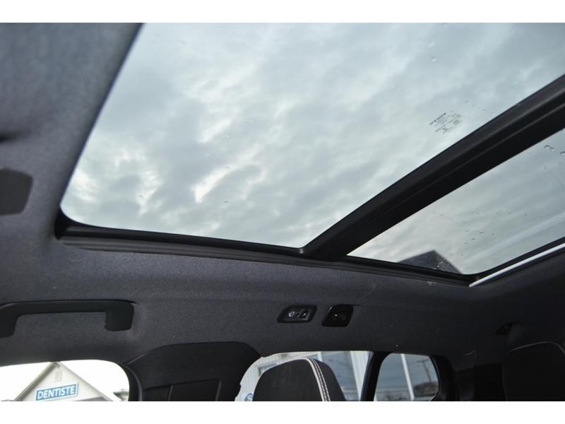 2022 Volvo C40 - Image 24