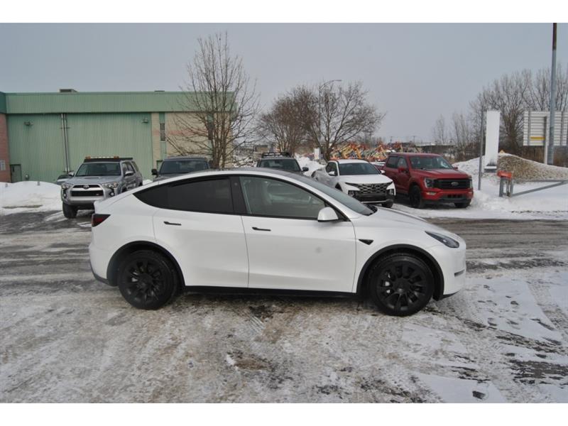 2022 Tesla Model Y - Image 6