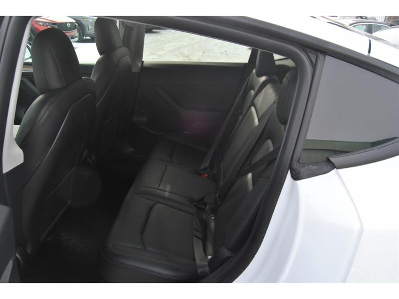 2022 Tesla Model Y - Image 10