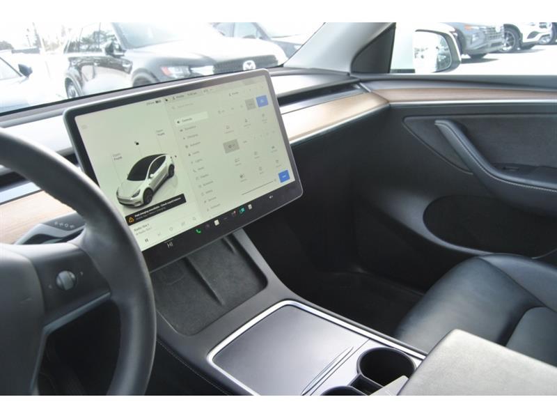 2022 Tesla Model Y - Image 15