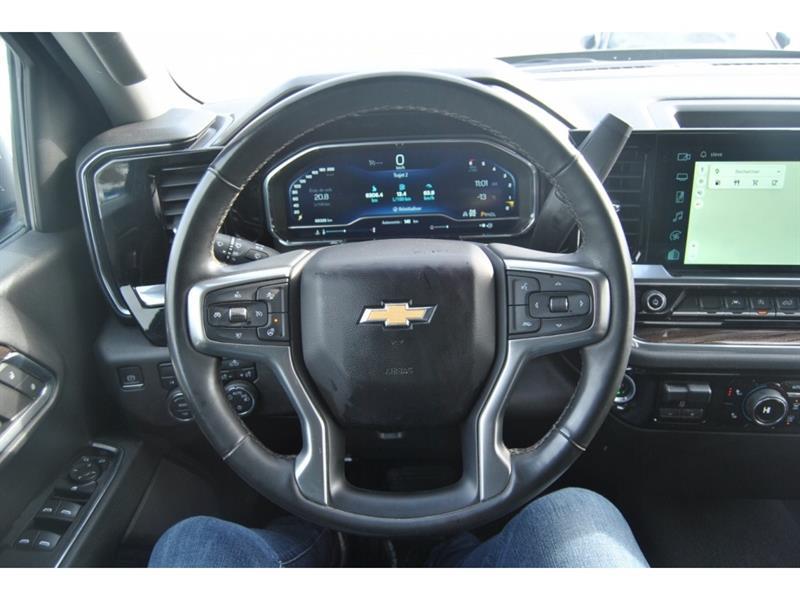 2023 Chevrolet Silverado 1500 - Image 13