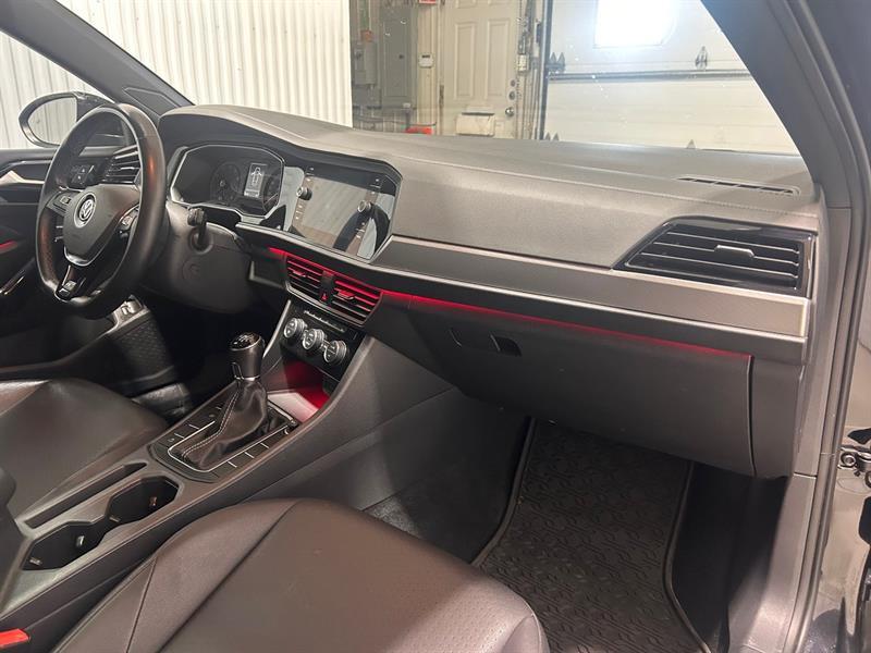 2021 Volkswagen Jetta - Image 21