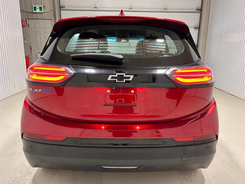 2023 Chevrolet Bolt - Image 8