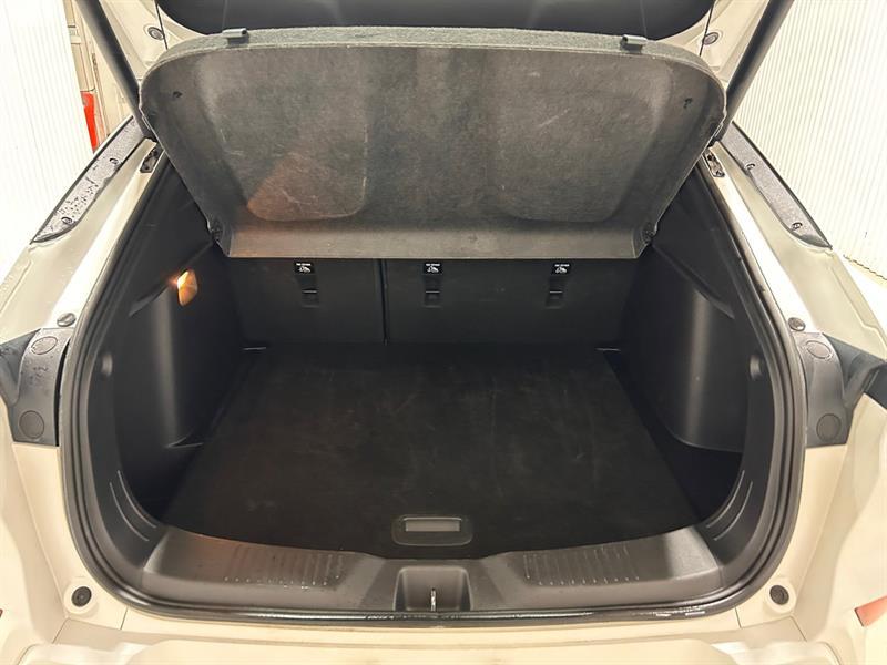 2025 Buick Envista - Image 17