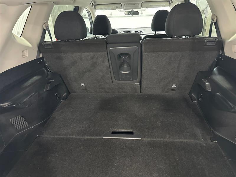 2020 Nissan Rogue - Image 19