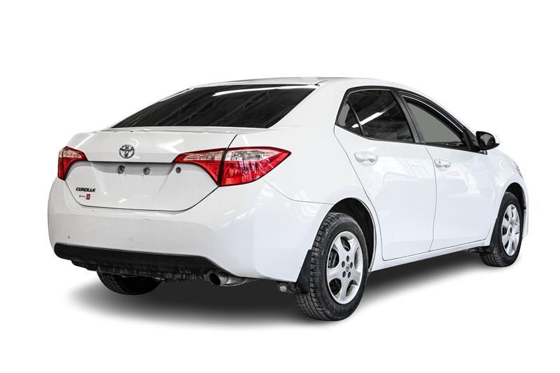 2017 Toyota Corolla - Image 4