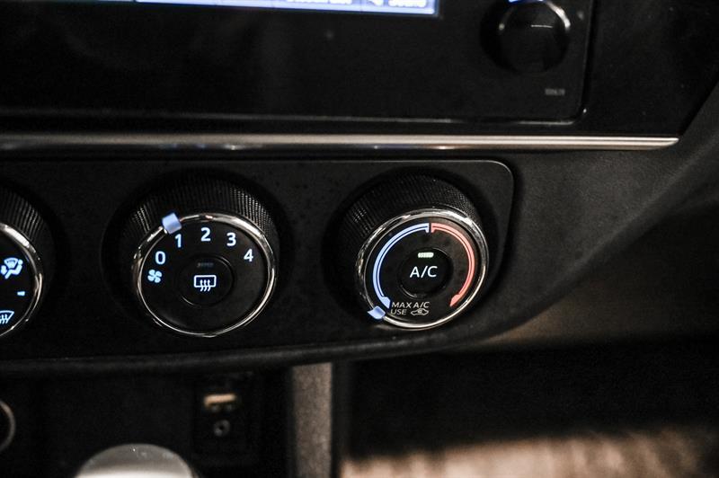 2017 Toyota Corolla - Image 22