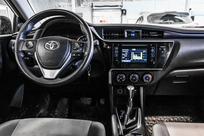 2017 Toyota Corolla - Image 24