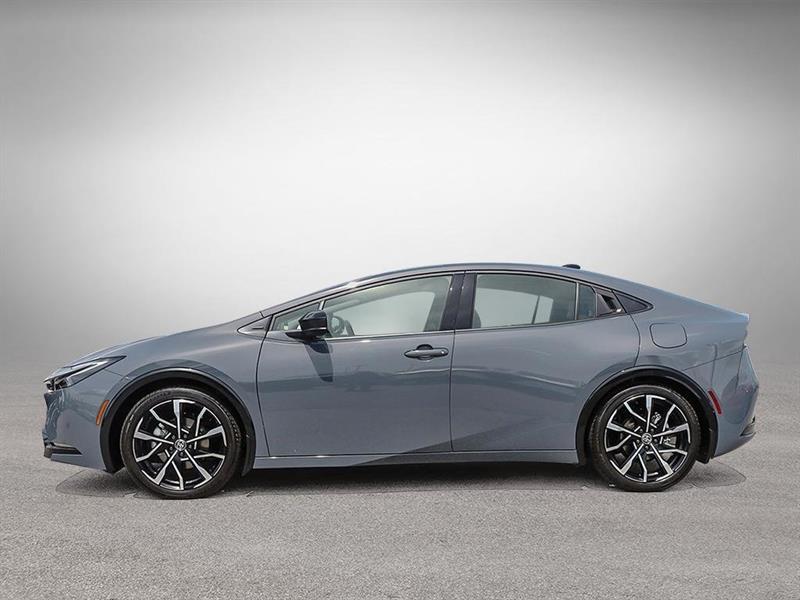 2025 Toyota Prius - Image 3