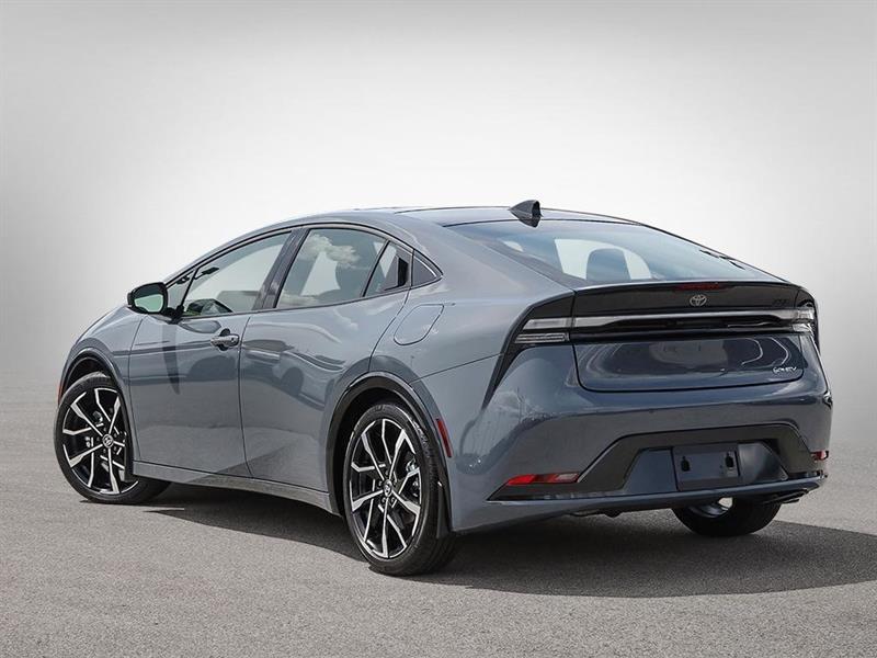 2025 Toyota Prius - Image 4