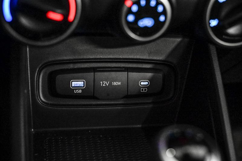 2024 Hyundai Venue - Image 24