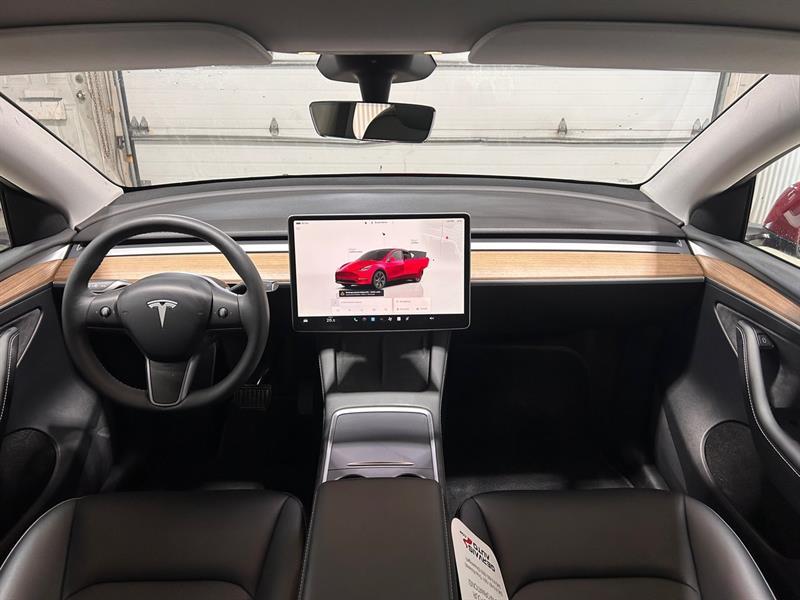 2024 Tesla Model Y - Image 15