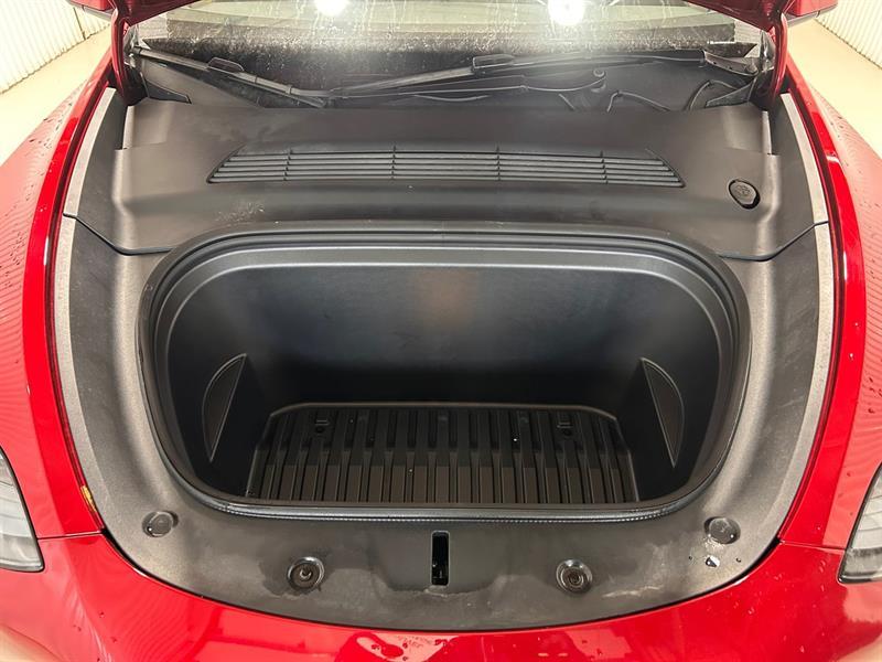 2024 Tesla Model Y - Image 22