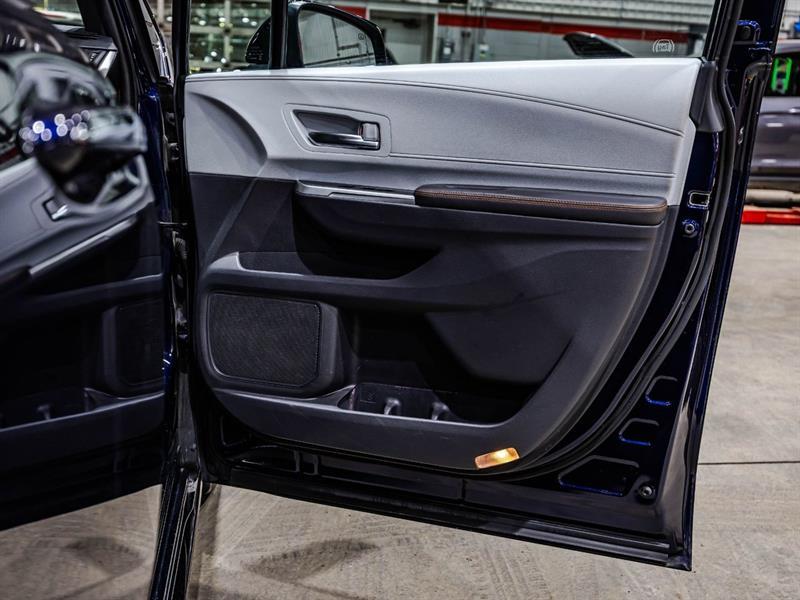 2021 Toyota Sienna - Image 15