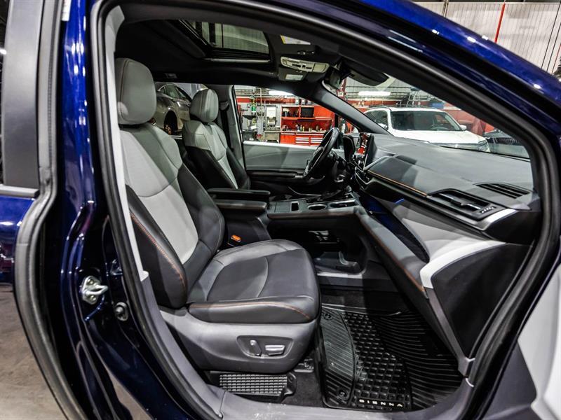 2021 Toyota Sienna - Image 16