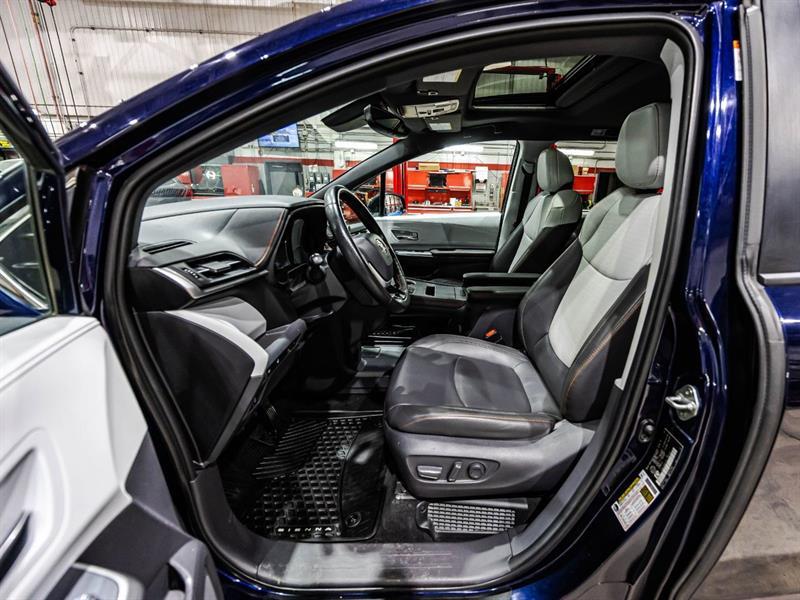 2021 Toyota Sienna - Image 18