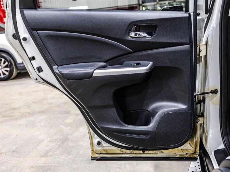 2016 Honda CR-V - Image 13